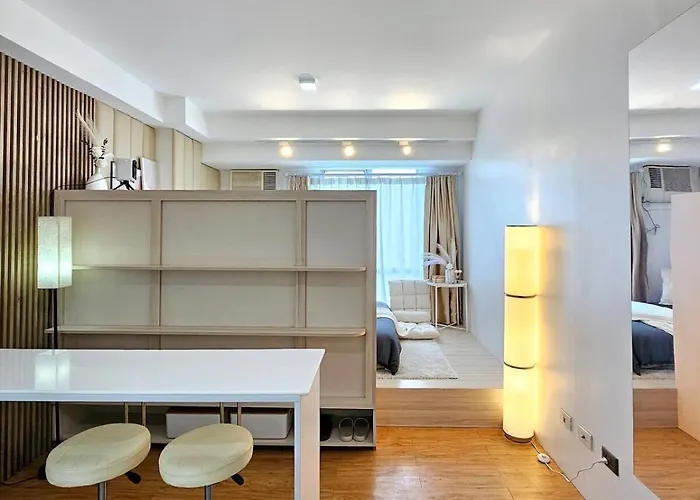 Modern Avida Towers In It Park Apartment *